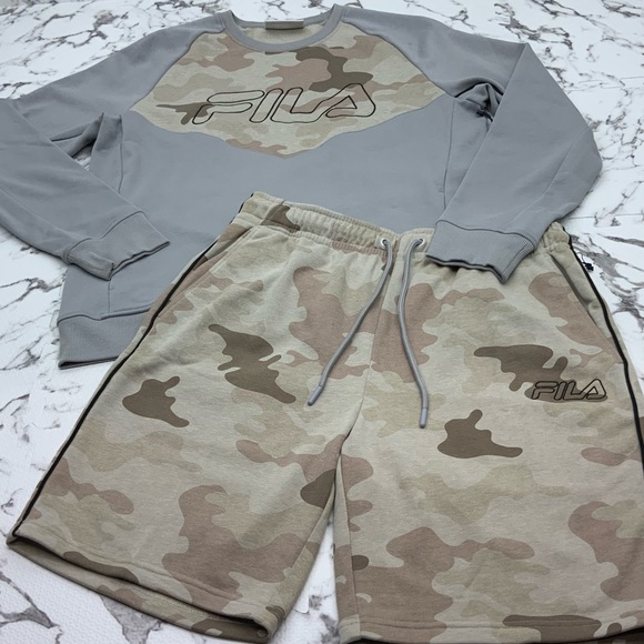 Men's Fila Grey Khaki Camouflage Pullover Short Set - Picture 1 of 3